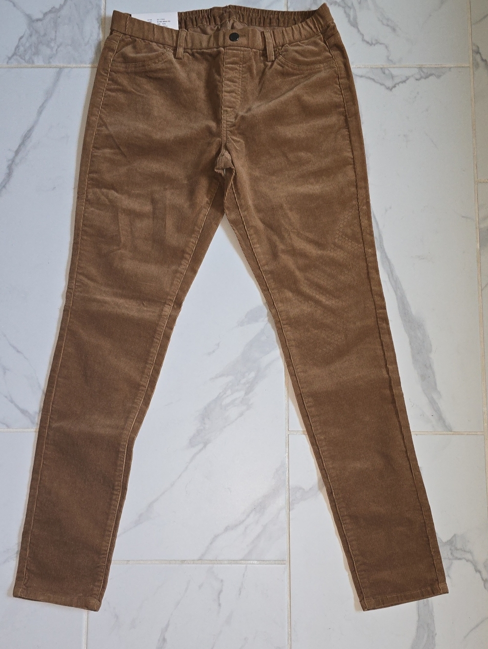 Uniqlo Women's Skinny Corduroy Jeans in Brown